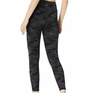 Danskin Camouflage Black Leggings Large Yoga Pilates Loungewear‎ Soft Slimming